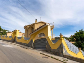 Casa Serenidad: Naturaleza, Jacuzzi & Parking en Cubelles - ES-332-10